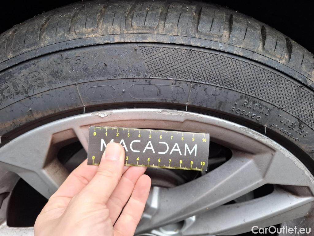  Audi  A3 AUDI  Sportback / 2020 / 5P / Berline 40 TFSI e 204 S Tronic Business Line #16