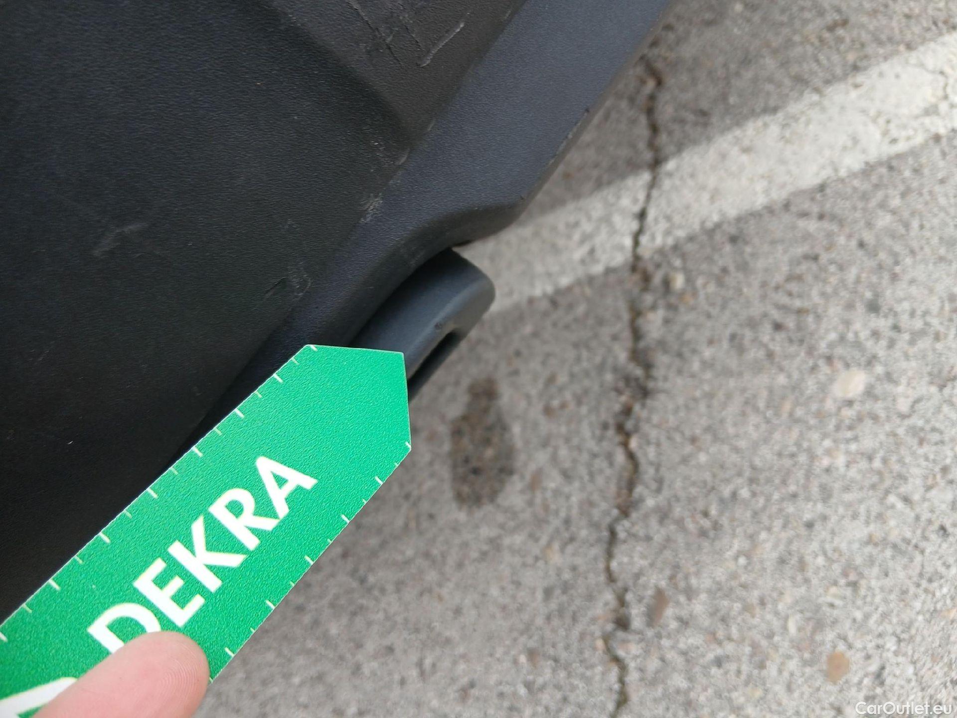  Peugeot  3008 PEUGEOT  / 2020 / 5P / todoterreno 1.5 BlueHDi 96kW (130CV) S&S Active Pack (AC4) #25