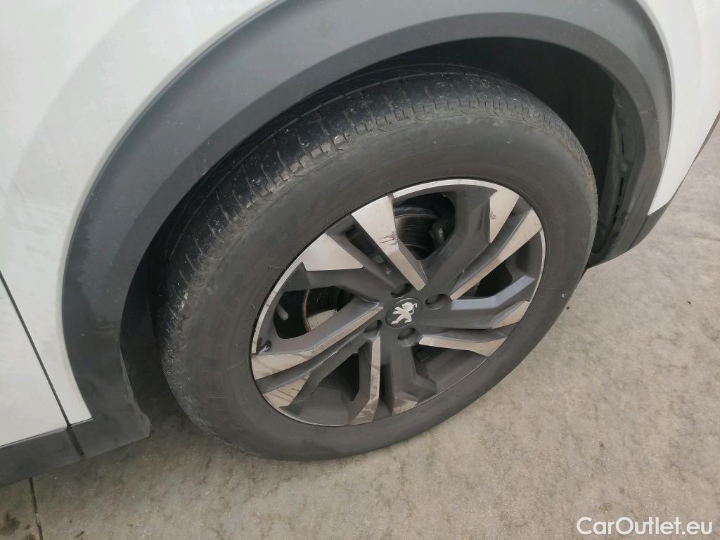  Peugeot  2008 PEUGEOT  / 2019 / 5P / todoterreno Allure BlueHDI 81kW (110CV) #7