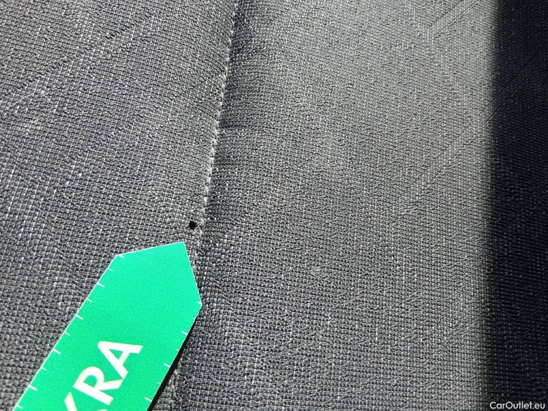  Volkswagen  Golf  VOLKSWAGEN / 2020 / 5P / familiar Life 2.0 TDI 85kW (115CV) Variant #4