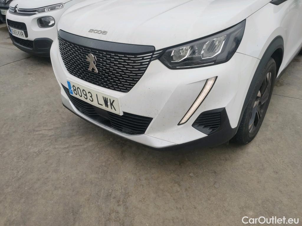  Peugeot  2008 PEUGEOT  / 2019 / 5P / todoterreno Allure BlueHDI 81kW (110CV) #24