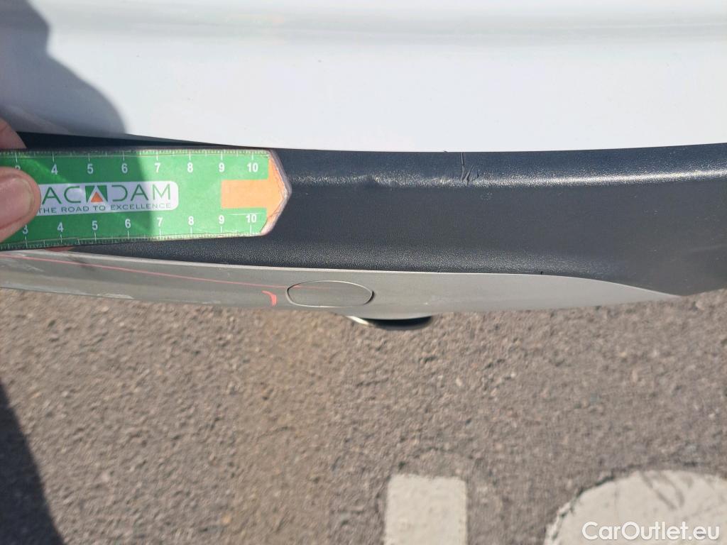  Ford  Kuga FORD  / 2016 / 5P / todoterreno 1.5 EcoBoost 88kW 4x2 Trend+ (CX) #34