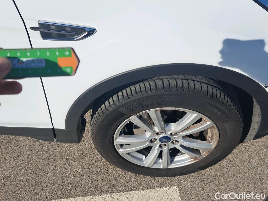  Ford  Kuga FORD  / 2016 / 5P / todoterreno 1.5 EcoBoost 88kW 4x2 Trend+ (CX) #7