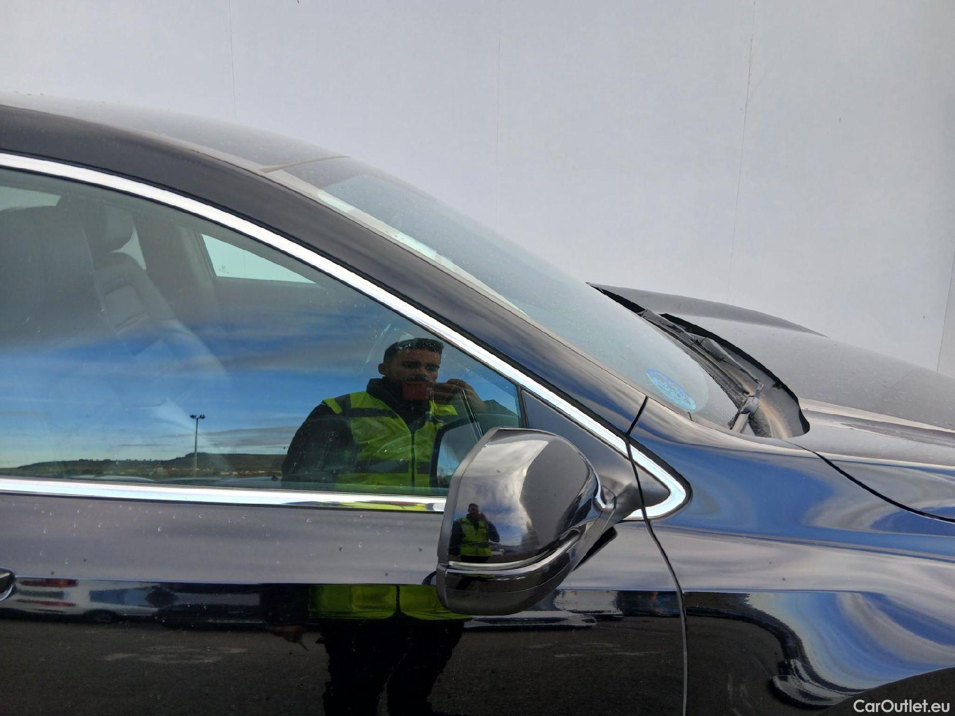  Honda  CR-V HONDA  / 2018 / 5P / todoterreno 2.0 i-MMD 4x2 SPORT LINE #41