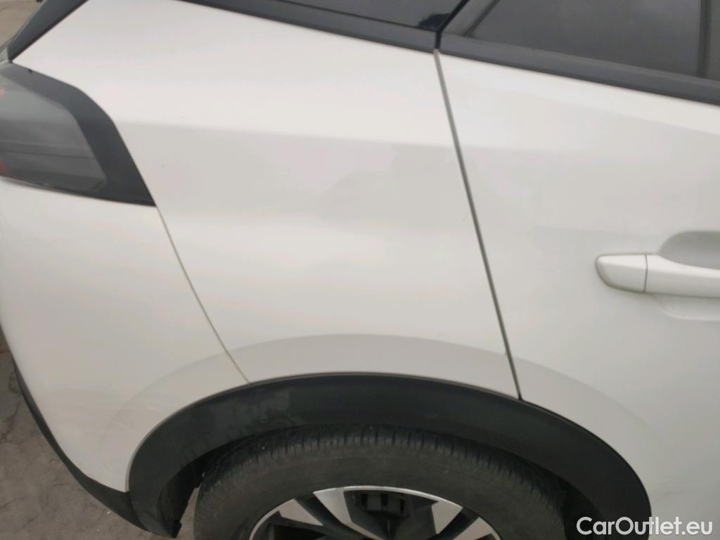  Peugeot  2008 PEUGEOT  / 2019 / 5P / todoterreno Allure BlueHDI 81kW (110CV) #20