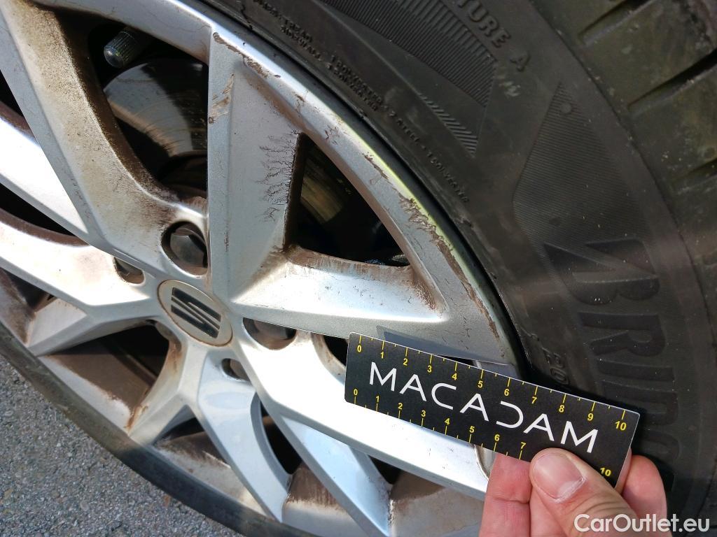  Land Rover  Discovery SEAT Nuevo León / 2020 / 5P / berlina con portón 2.0 TDI 85kW S&S Style Go (AC4) #25