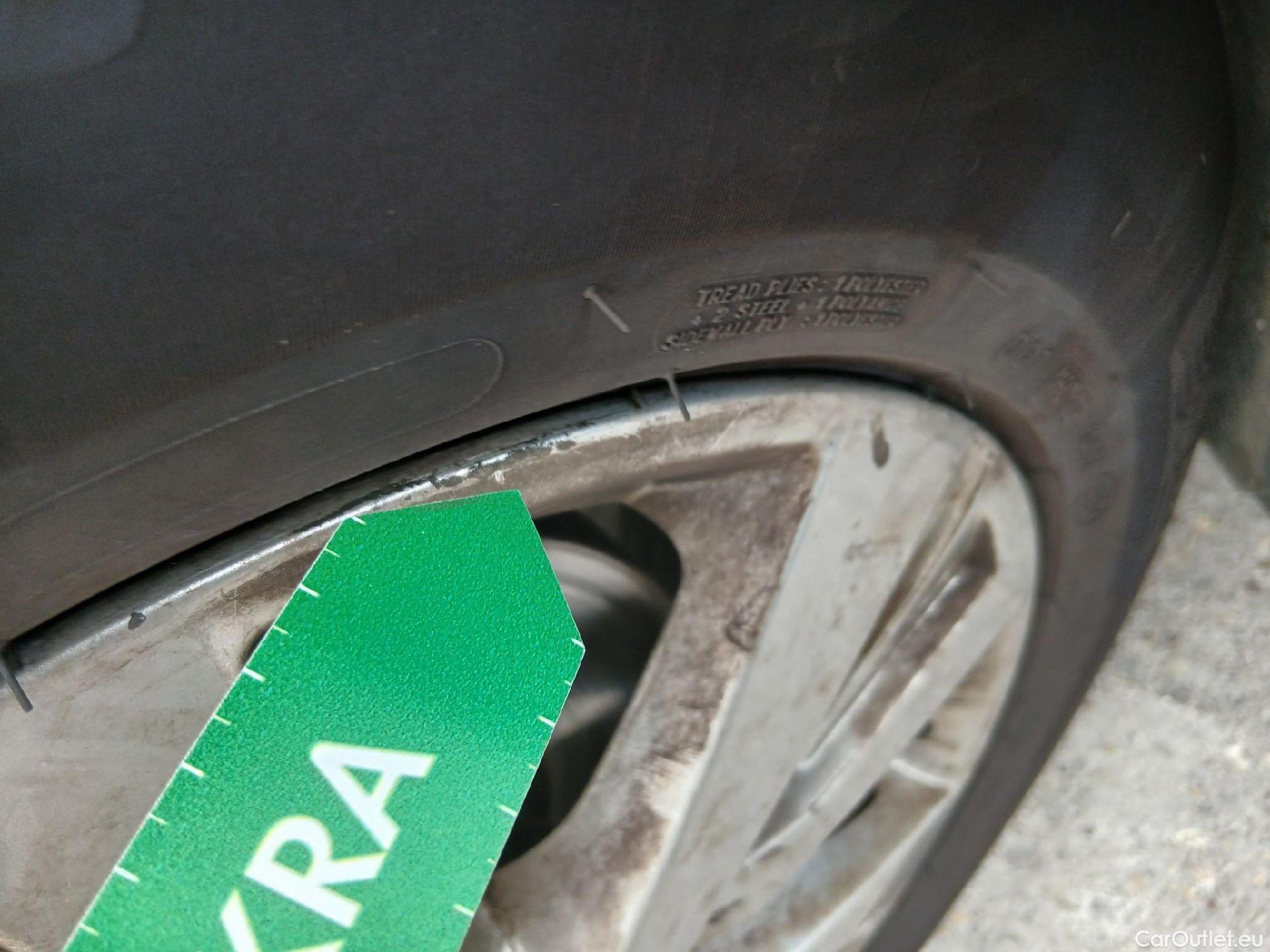  Peugeot  3008 PEUGEOT  / 2020 / 5P / todoterreno 1.5 BlueHDi 96kW (130CV) S&S Active Pack (AC4) #4