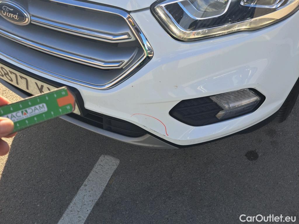  Ford  Kuga FORD  / 2016 / 5P / todoterreno 1.5 EcoBoost 88kW 4x2 Trend+ (CX) #9