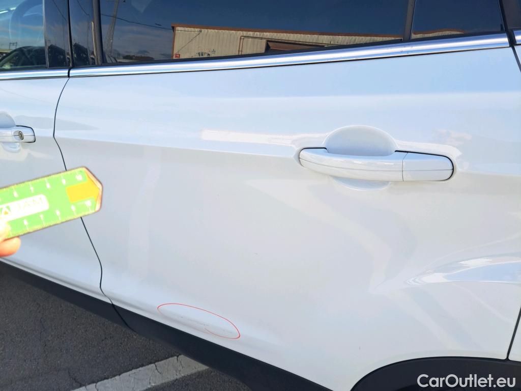  Ford  Kuga FORD  / 2016 / 5P / todoterreno 1.5 EcoBoost 88kW 4x2 Trend+ (CX) #15