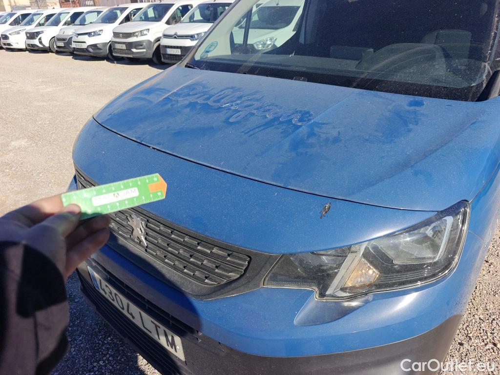  Peugeot  Partner PEUGEOT  / 2018 / 3P / furgón derivado de turismo Pro Standard 600kg BlueHDi 73kW #13