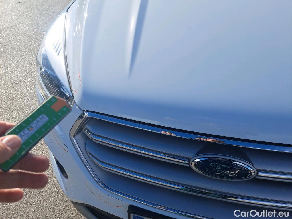  Ford  Kuga FORD  / 2016 / 5P / todoterreno 1.5 EcoBoost 88kW 4x2 Trend+ (CX) #1