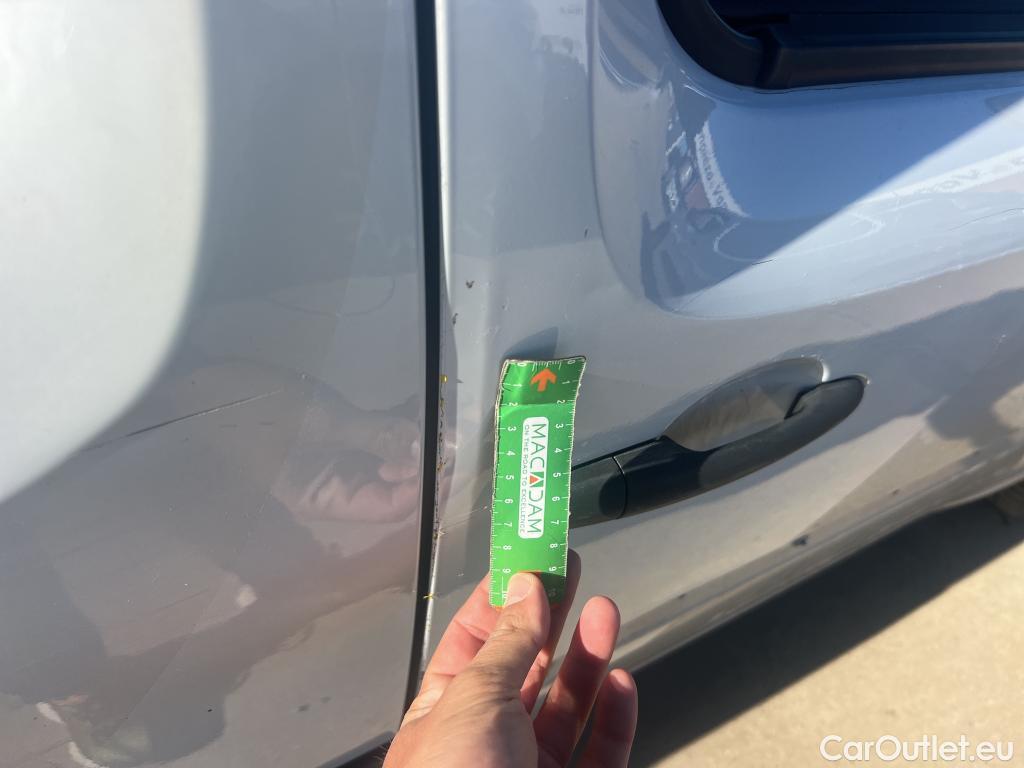  Renault  Kangoo RENAULT  Furgón/2013/3P/furgón derivado de turismo Profesional Blue dCi 59 kW (80CV) #16