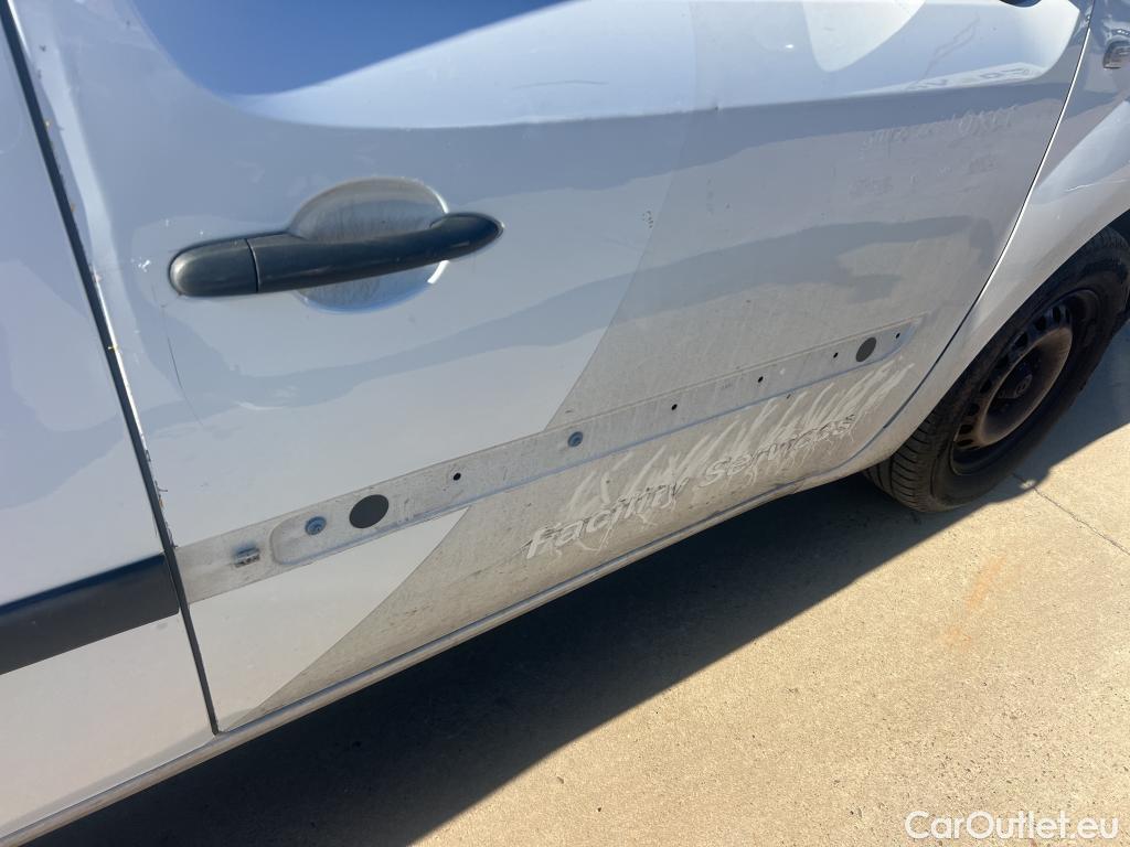  Renault  Kangoo RENAULT  Furgón/2013/3P/furgón derivado de turismo Profesional Blue dCi 59 kW (80CV) #41