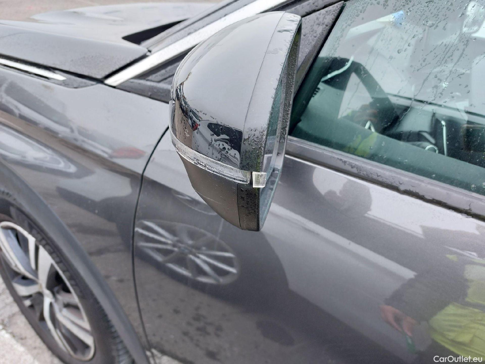  Peugeot  3008  Allure Pack 1.5 HDi 130CV AT8 E6d #3