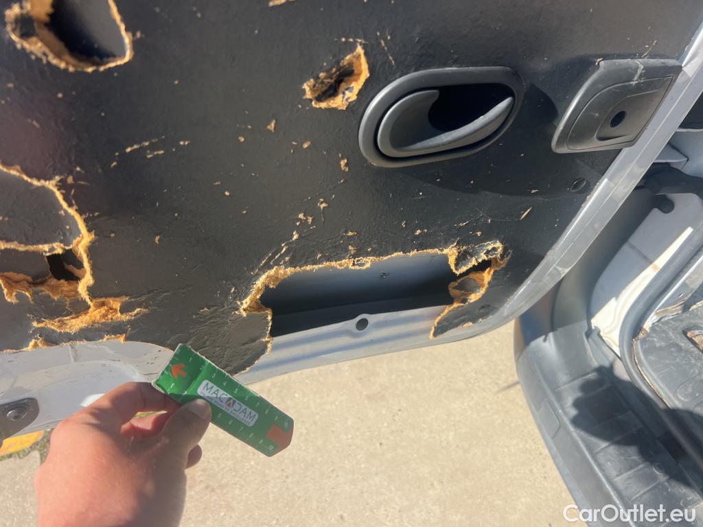  Renault  Kangoo RENAULT  Furgón/2013/3P/furgón derivado de turismo Profesional Blue dCi 59 kW (80CV) #25