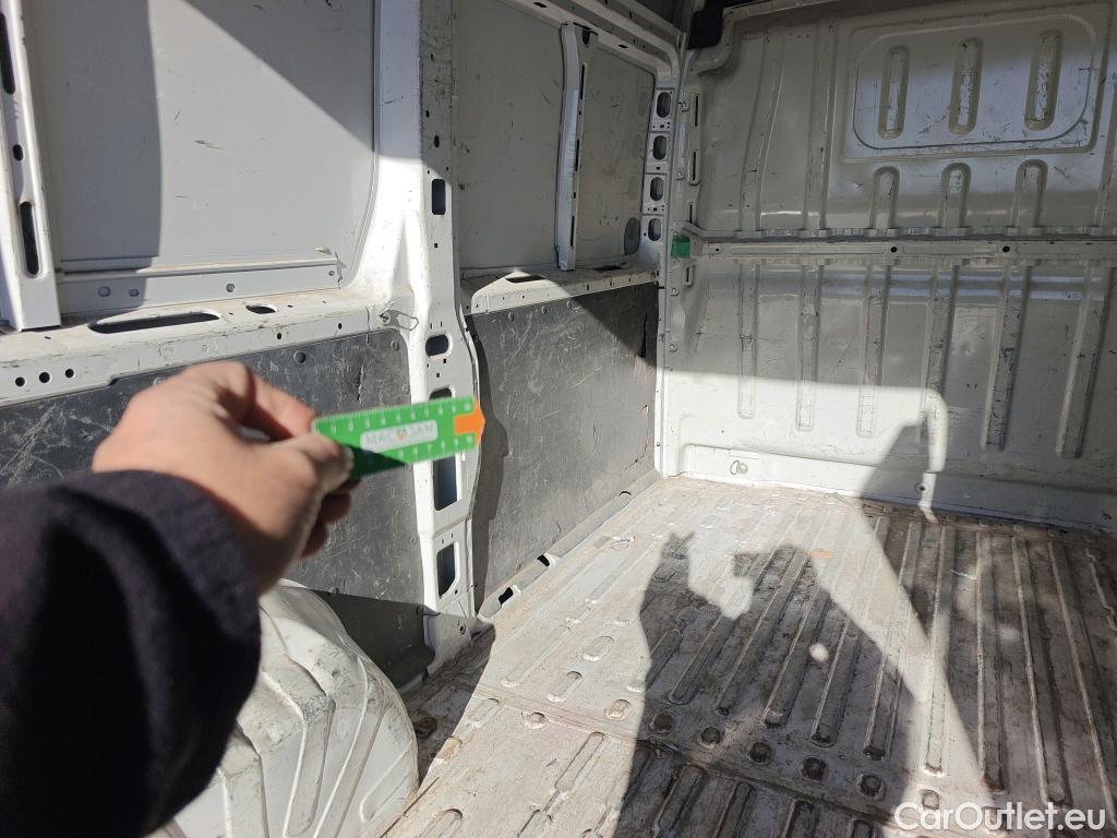  Citroen  Jumper CITROEN  / 2014 / 4P / furgón BlueHDi 103KW (140CV) Furgón 35L2H2 #23