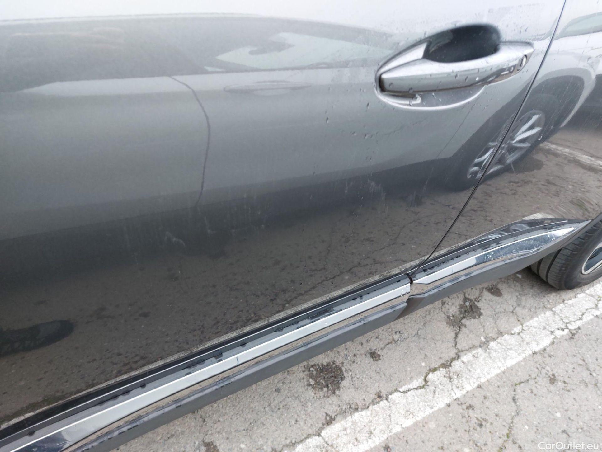  Peugeot  3008  Allure Pack 1.5 HDi 130CV AT8 E6d #1