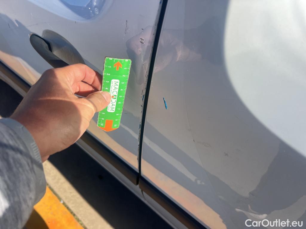  Renault  Kangoo RENAULT  Furgón/2013/3P/furgón derivado de turismo Profesional Blue dCi 59 kW (80CV) #31