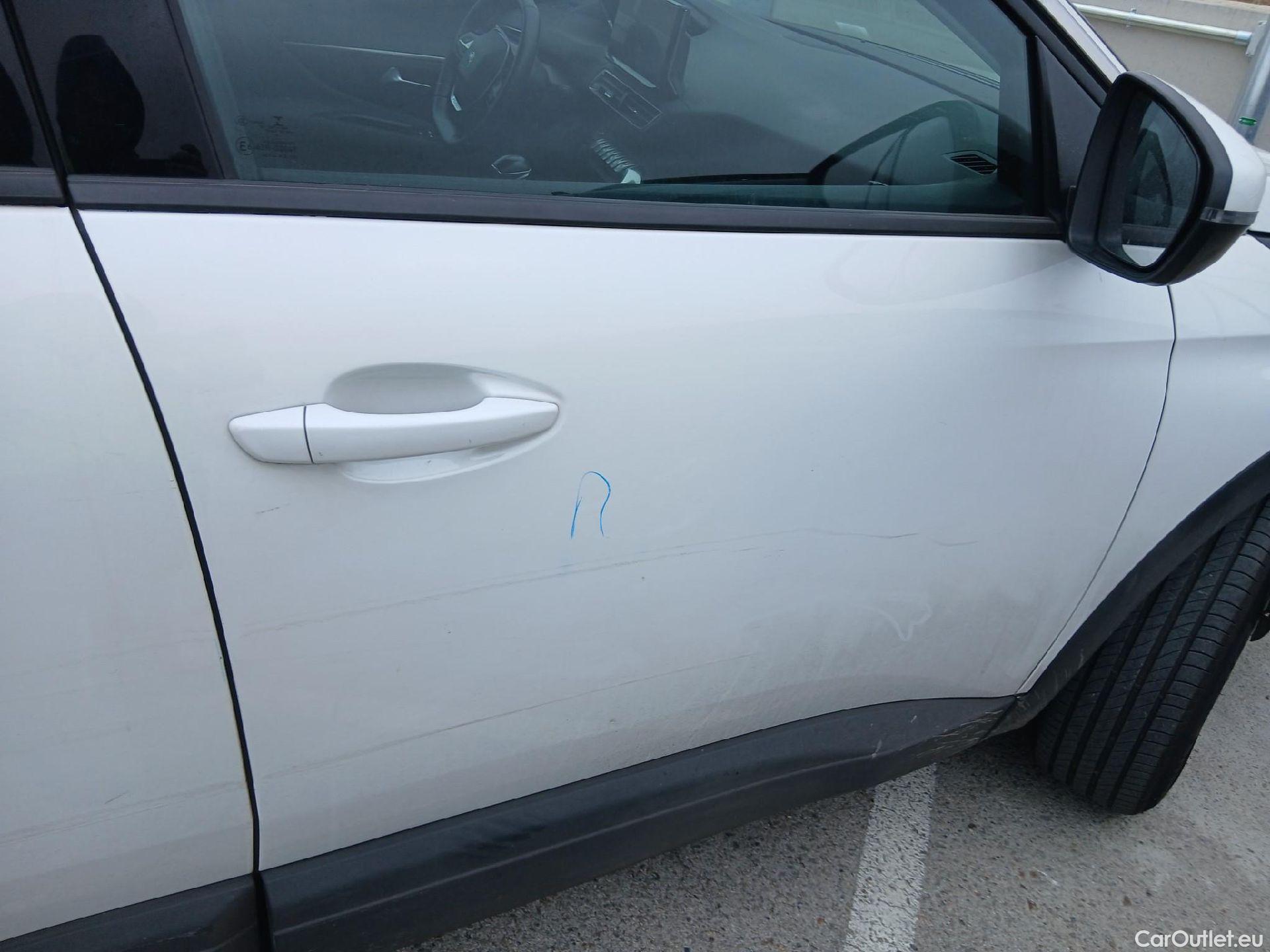  Peugeot  3008 PEUGEOT  / 2020 / 5P / todoterreno 1.5 BlueHDi 96kW (130CV) S&S Active Pack (AC4) #31