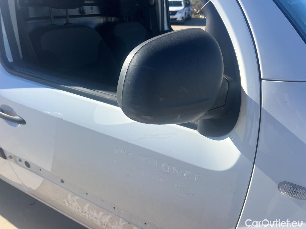  Renault  Kangoo RENAULT  Furgón/2013/3P/furgón derivado de turismo Profesional Blue dCi 59 kW (80CV) #54