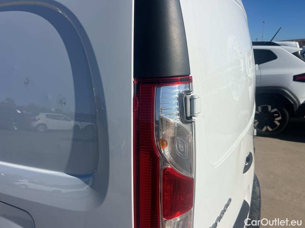  Renault  Kangoo RENAULT  Furgón/2013/3P/furgón derivado de turismo Profesional Blue dCi 59 kW (80CV) #36