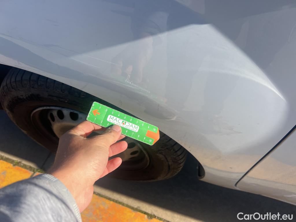  Renault  Kangoo RENAULT  Furgón/2013/3P/furgón derivado de turismo Profesional Blue dCi 59 kW (80CV) #45