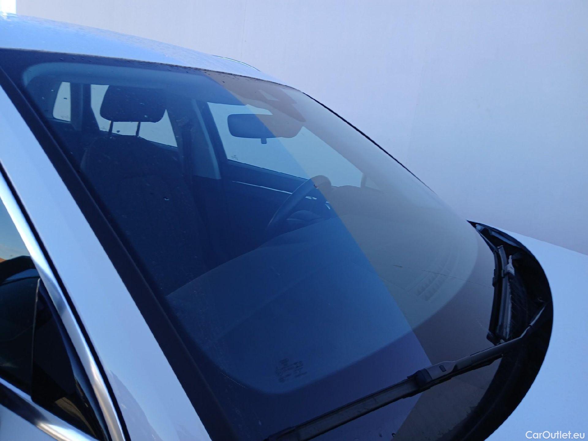  Audi  Q3 AUDI  / 2018 / 5P / todoterreno Advanced 35 TDI 110kW (150CV) S tronic (AC9) #3