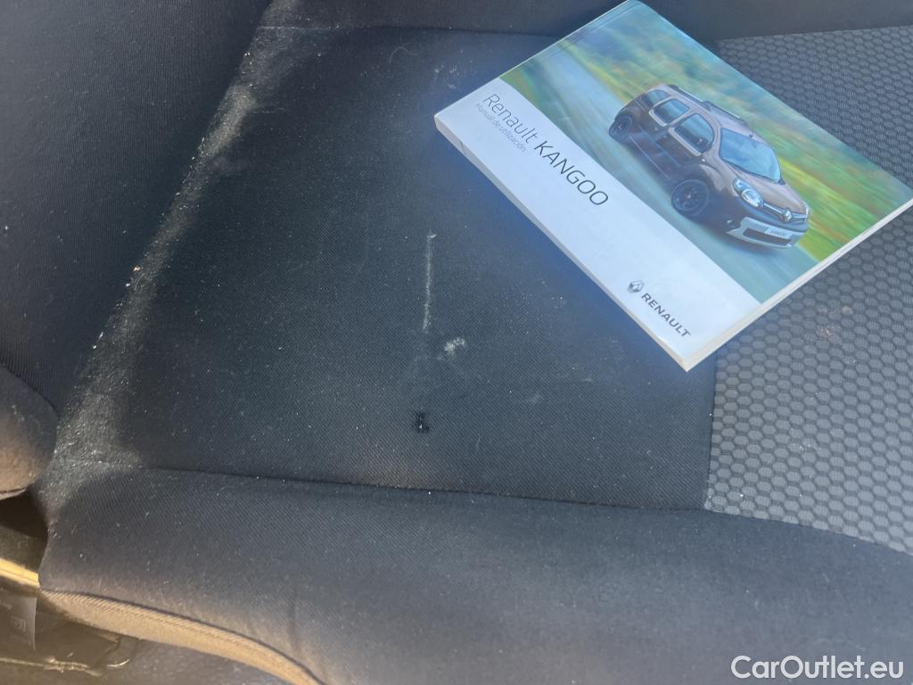  Renault  Kangoo RENAULT  Furgón/2013/3P/furgón derivado de turismo Profesional Blue dCi 59 kW (80CV) #34