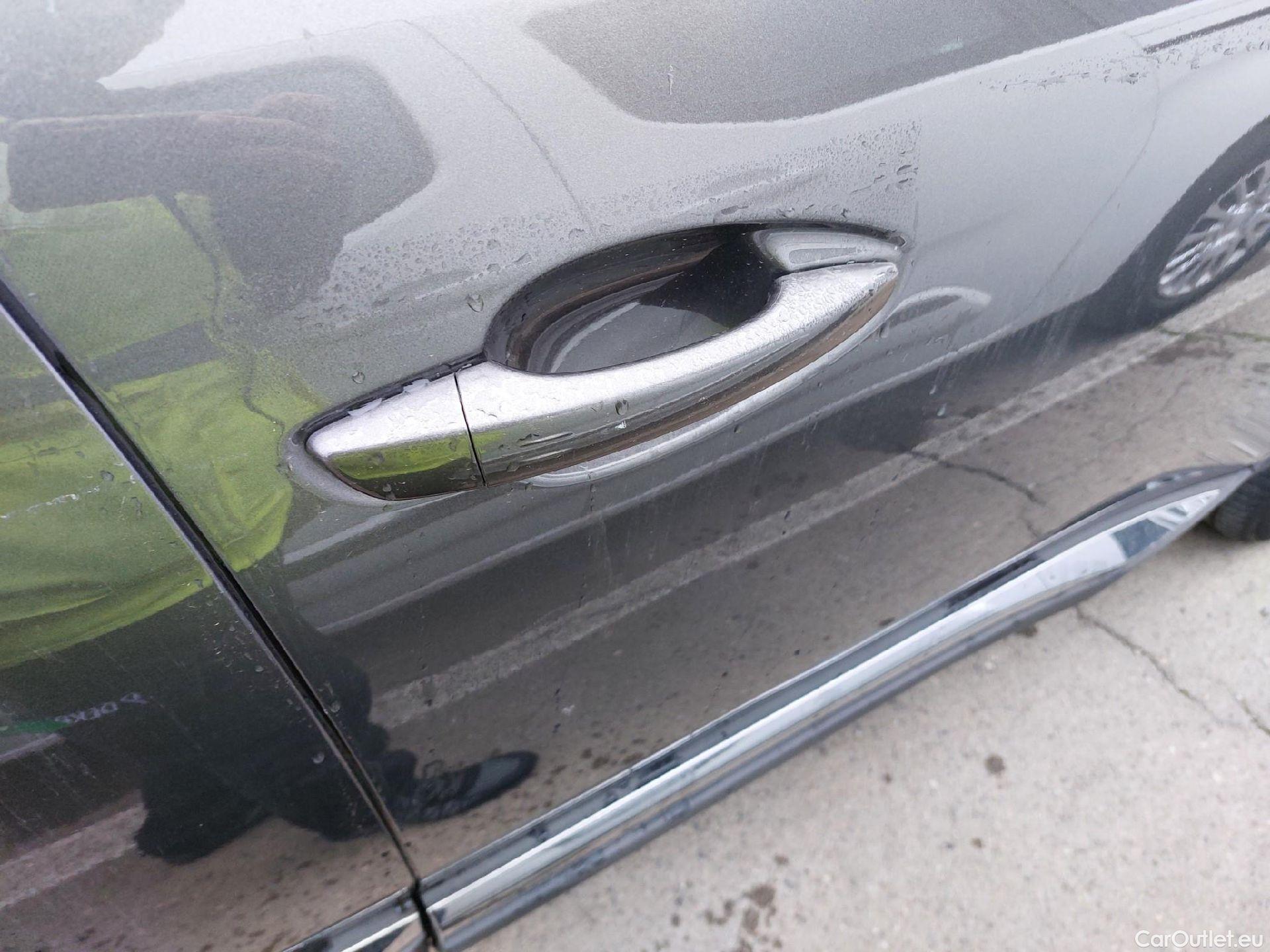  Peugeot  3008  Allure Pack 1.5 HDi 130CV AT8 E6d #10