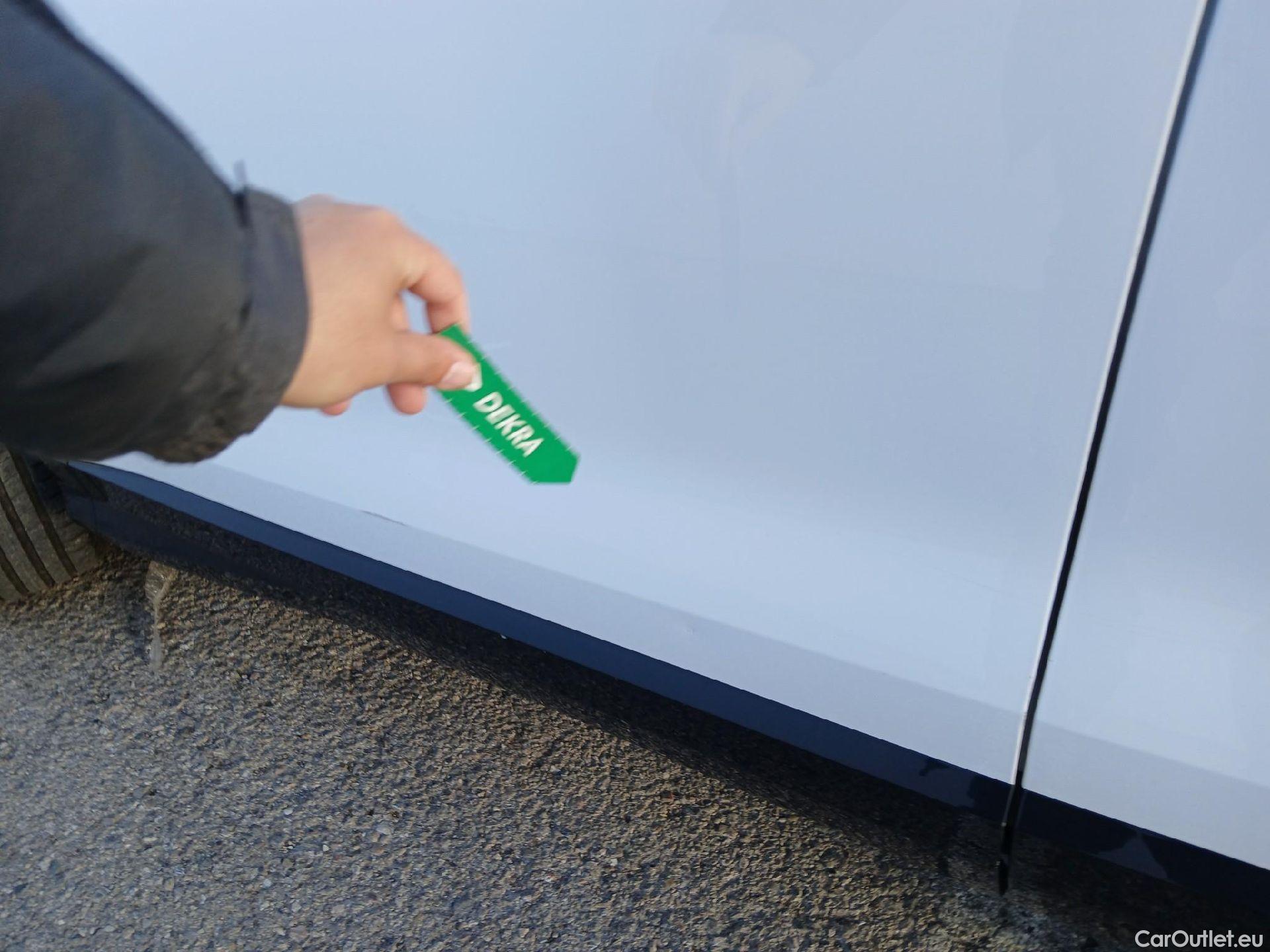  Audi  Q3 AUDI  / 2018 / 5P / todoterreno Advanced 35 TDI 110kW (150CV) S tronic (AC9) #19