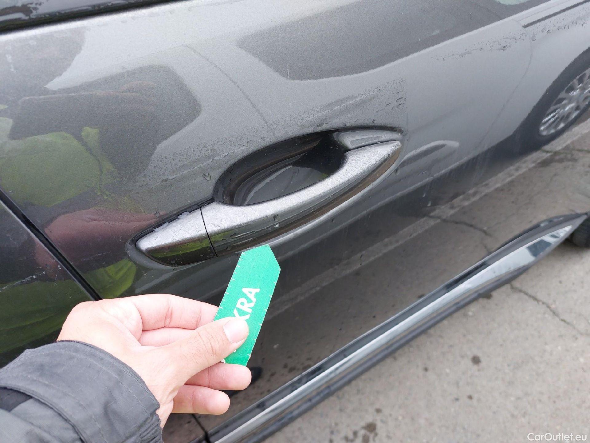  Peugeot  3008  Allure Pack 1.5 HDi 130CV AT8 E6d #9