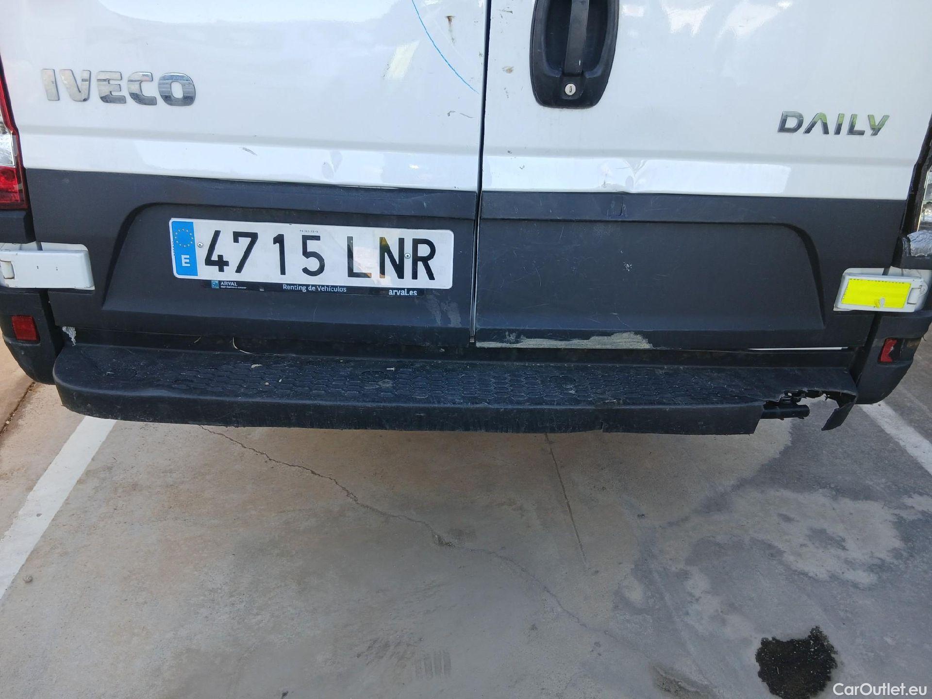  Iveco  Daily IVECO  / 2019 / 4P / combi 35S 14H V 4100/H2 16H M3 #35