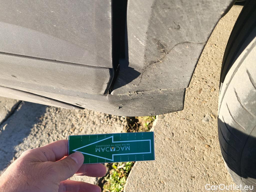  Volkswagen  Taigo  Life 1.0 TSI 110CV AT7 E6d #8