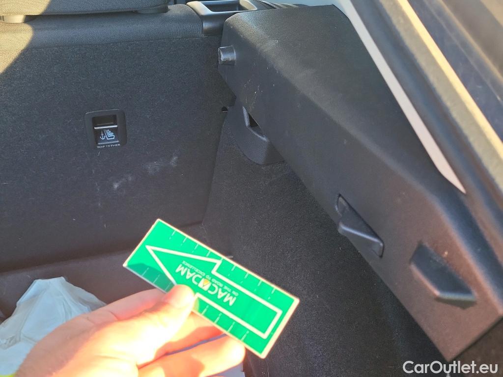  Volkswagen  Taigo  Life 1.0 TSI 110CV AT7 E6d #6