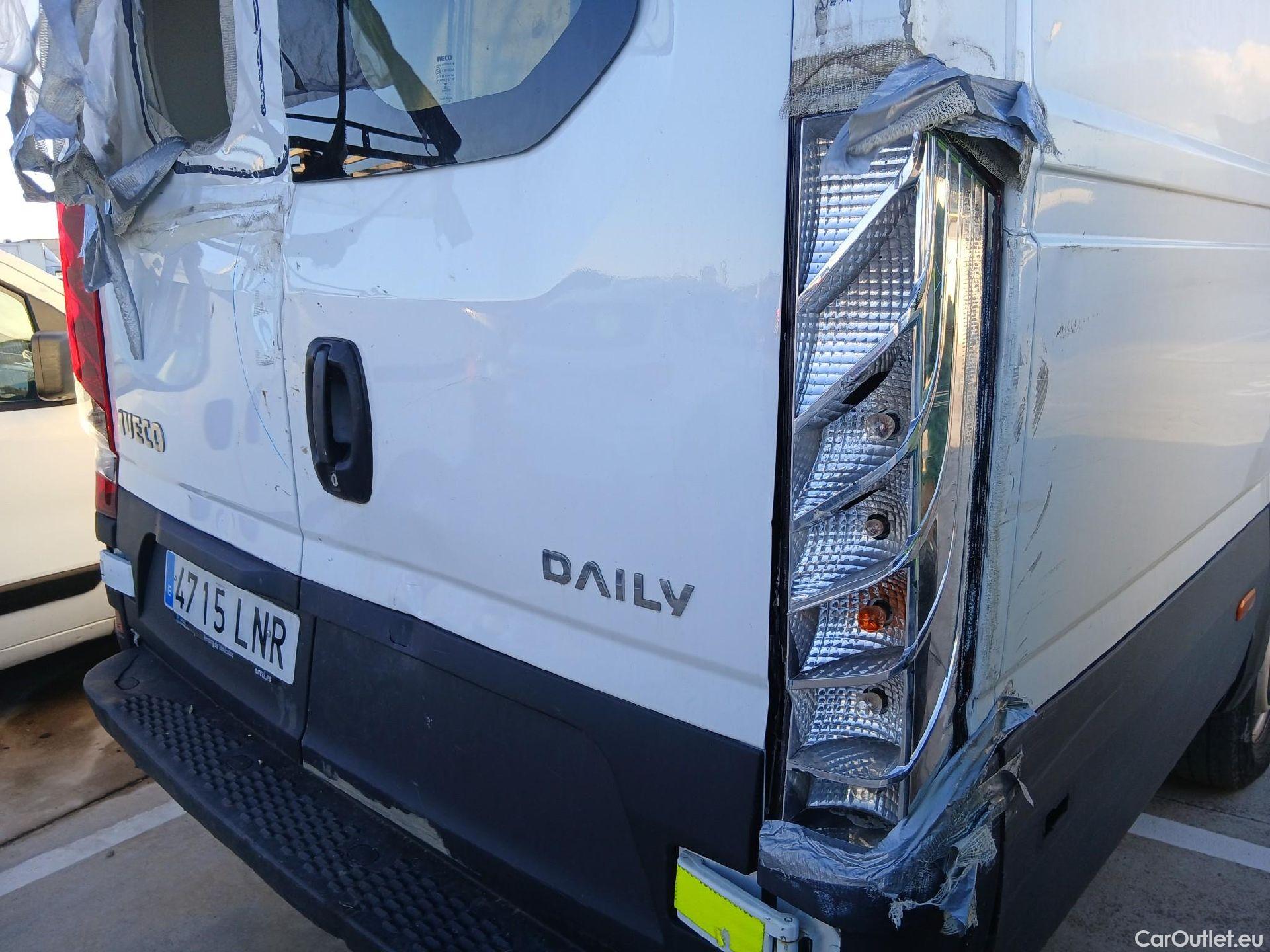  Iveco  Daily IVECO  / 2019 / 4P / combi 35S 14H V 4100/H2 16H M3 #42