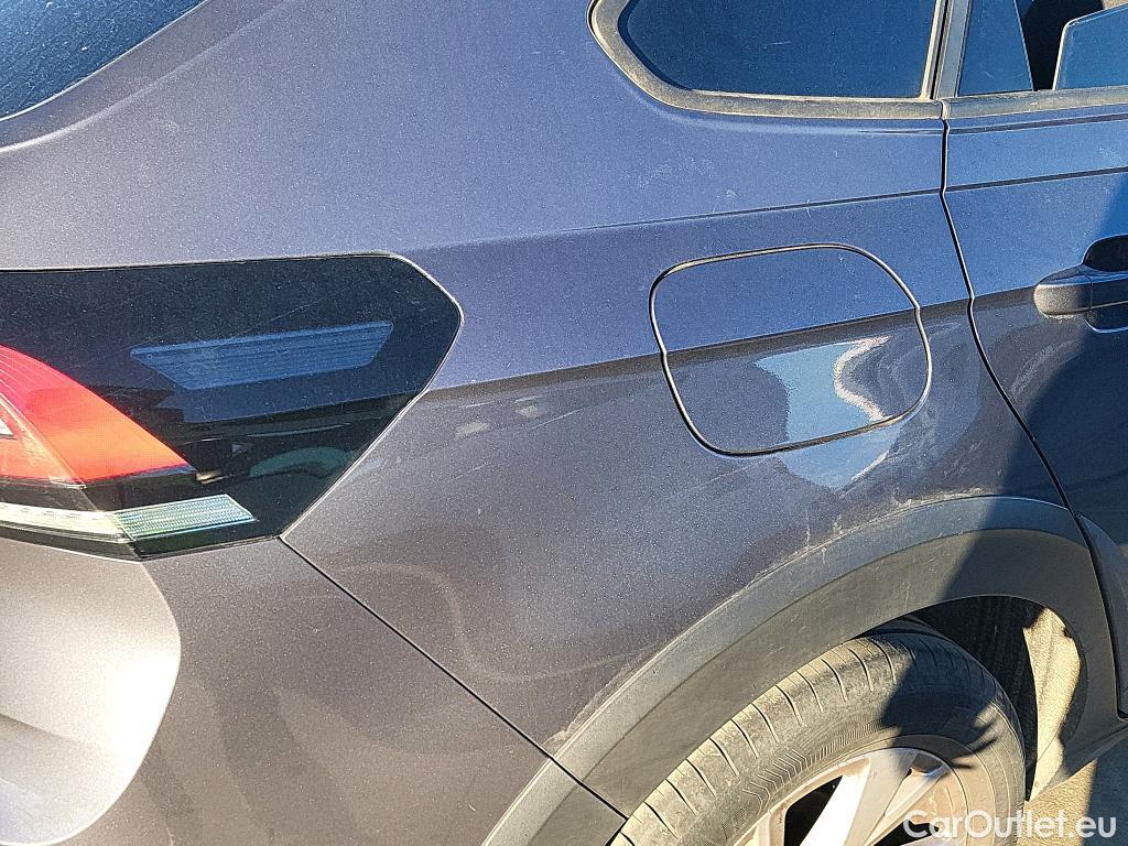  Volkswagen  Taigo  Life 1.0 TSI 110CV AT7 E6d #36