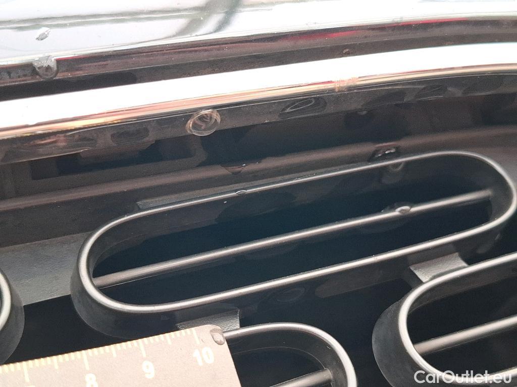  Citroen  C4 Cactus CITROEN  / 2017 / 5P / Berline PureTech 130 S&S EAT6 Shine Business #4