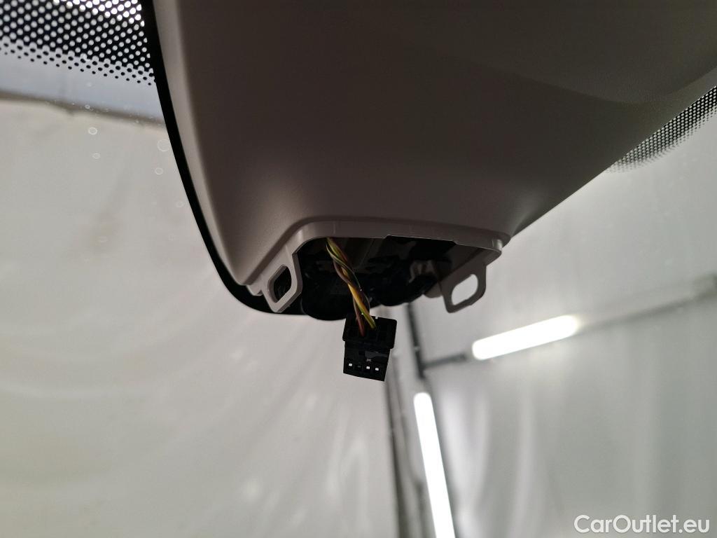  Volkswagen  Tiguan VOLKSWAGEN  / 2020 / 5P / SUV 2.0 TDI 150 DSG7 Business #40