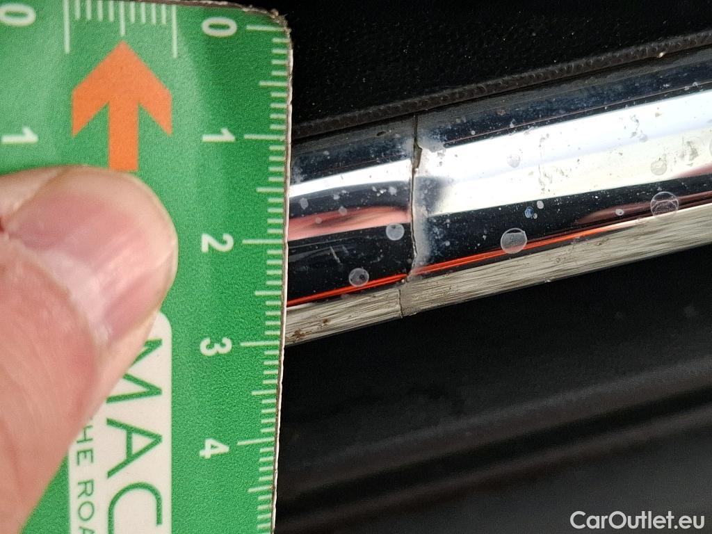  Volkswagen  Tiguan VOLKSWAGEN  / 2020 / 5P / SUV 2.0 TDI 150 DSG7 Business #19