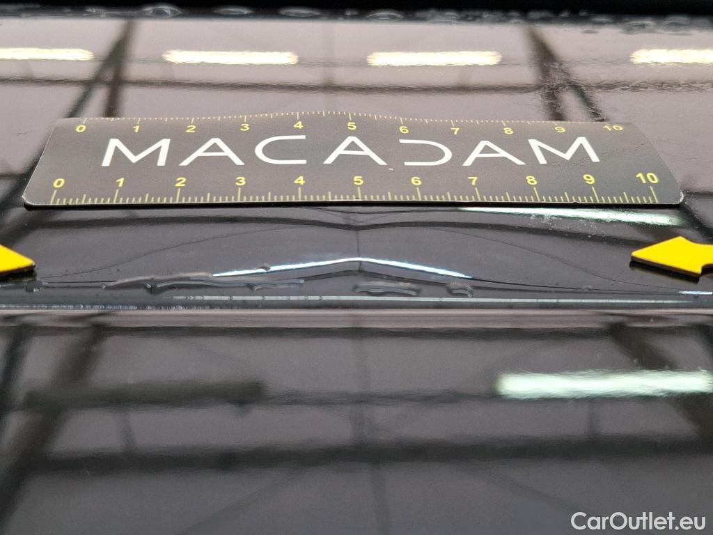  Citroen  C4 Cactus CITROEN  / 2017 / 5P / Berline PureTech 130 S&S EAT6 Shine Business #56