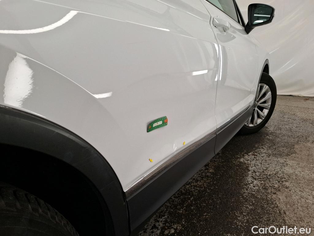  Volkswagen  Tiguan VOLKSWAGEN  / 2020 / 5P / SUV 2.0 TDI 150 DSG7 Business #1