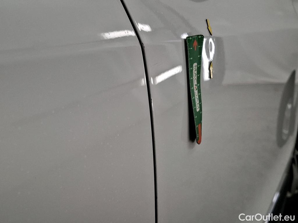  Volkswagen  Tiguan VOLKSWAGEN  / 2020 / 5P / SUV 2.0 TDI 150 DSG7 Business #36