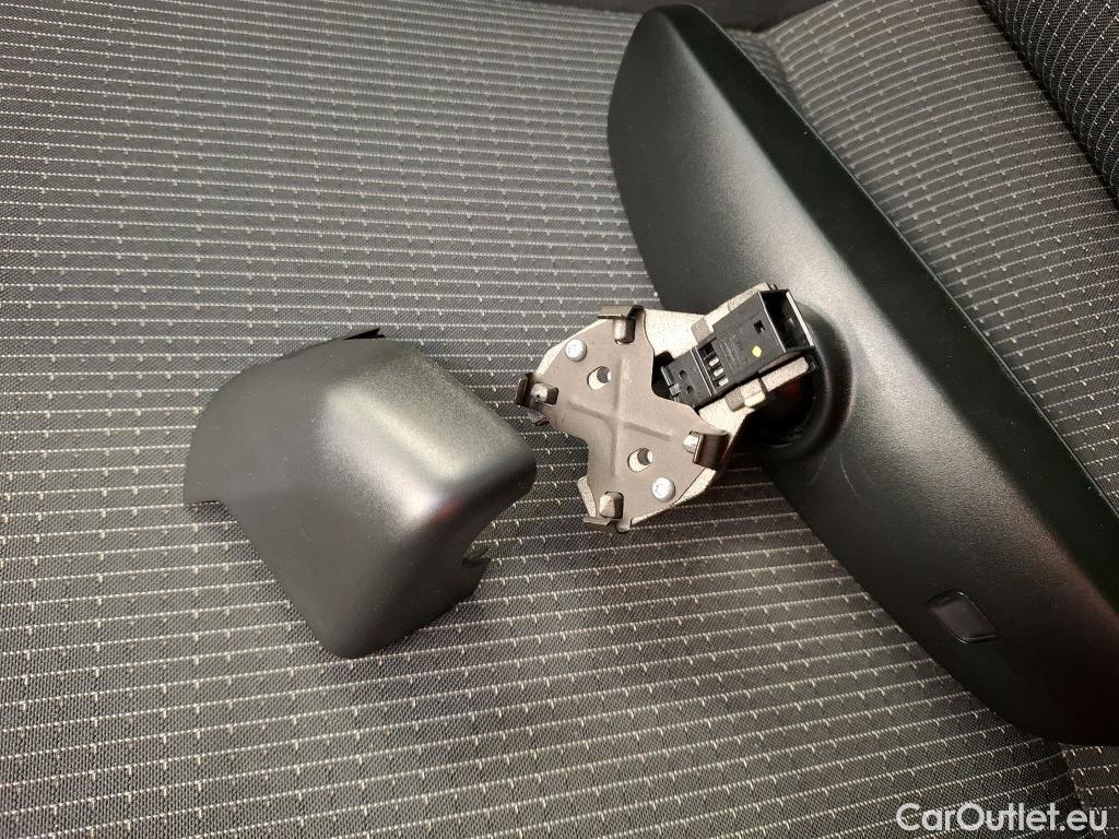  Volkswagen  Tiguan VOLKSWAGEN  / 2020 / 5P / SUV 2.0 TDI 150 DSG7 Business #41