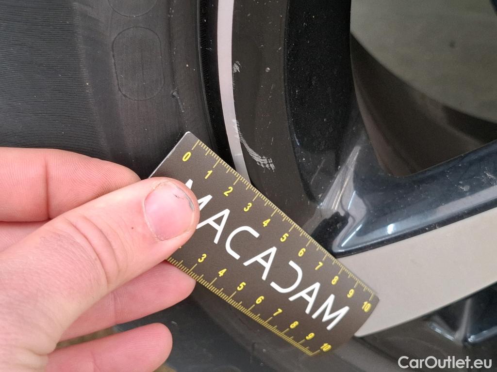  Citroen  C3  Shine 1.2 PureTech 80CV BVM5 6E #2