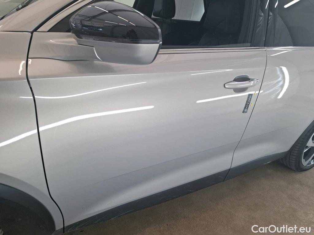  DS  DS7 DS DS 7 Crossback / 2017 / 5P / SUV E-TENSE 4x4 300 RIVOLI #35