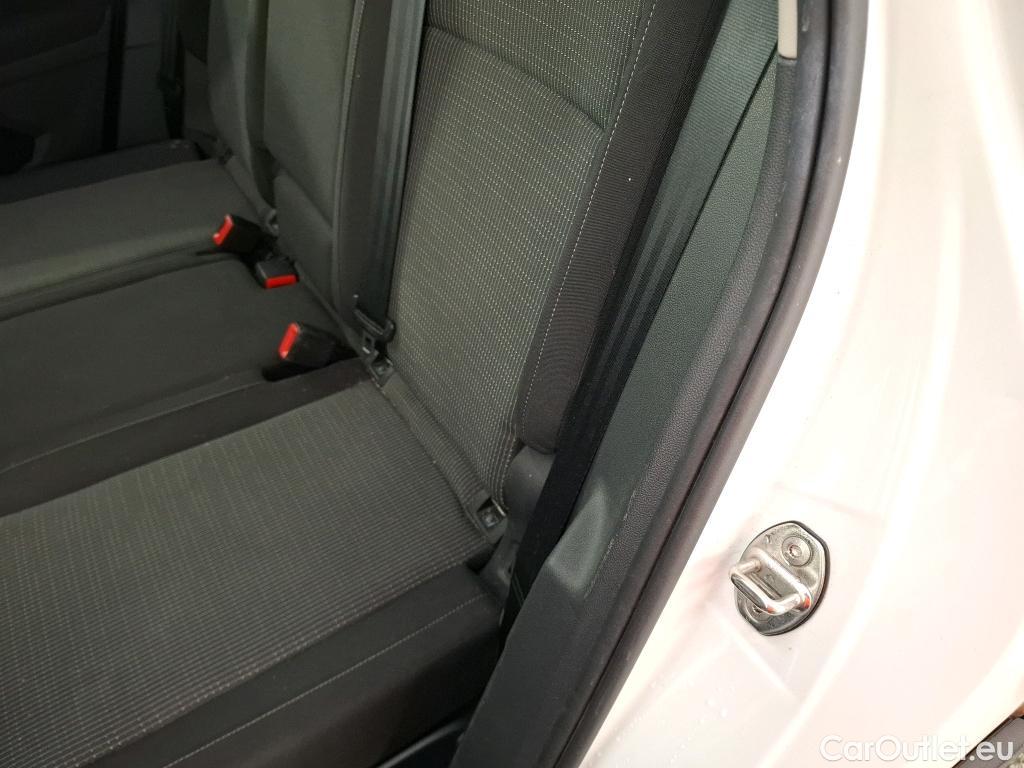  Volkswagen  Tiguan VOLKSWAGEN  / 2020 / 5P / SUV 2.0 TDI 150 DSG7 Business #27