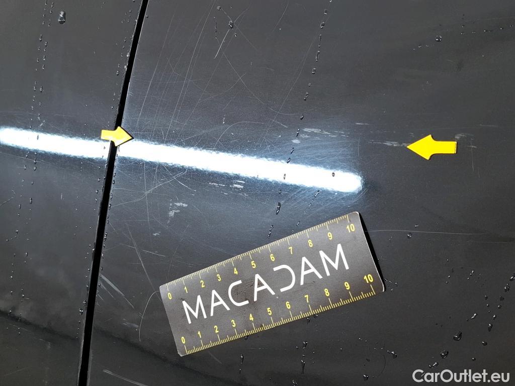  Citroen  C4 Cactus CITROEN  / 2017 / 5P / Berline PureTech 130 S&S EAT6 Shine Business #28