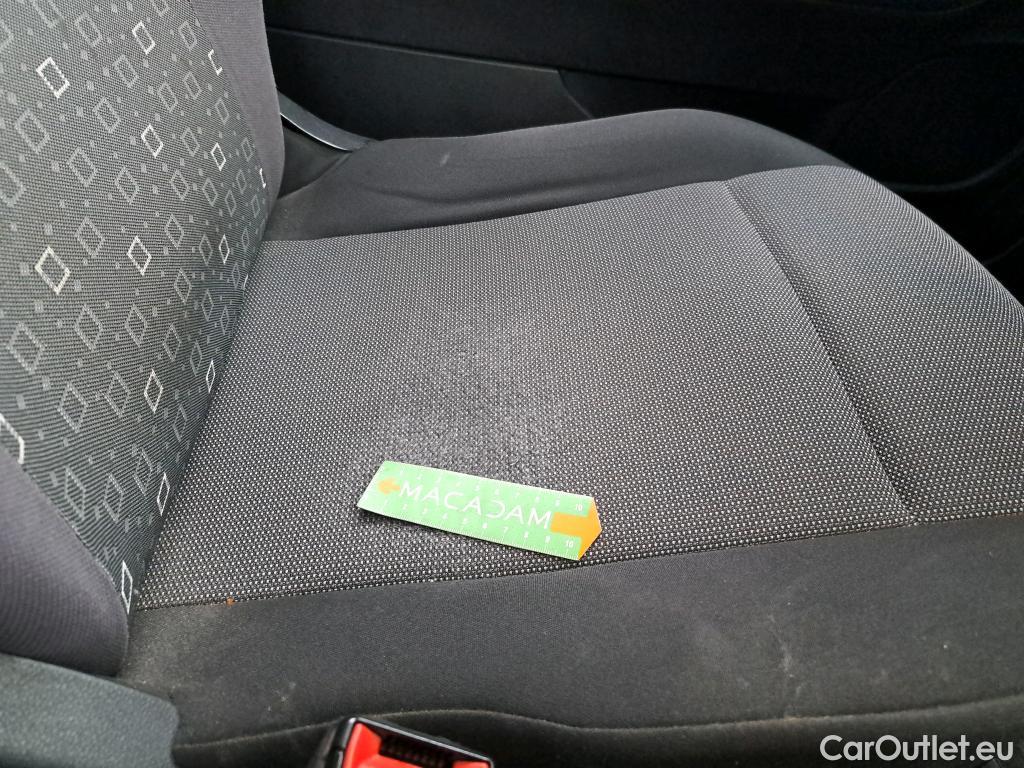  Citroen  Berlingo CITROEN  VU 4p Fourgonnette Taille M 650kg BlueHDi 75 BVM Club #7