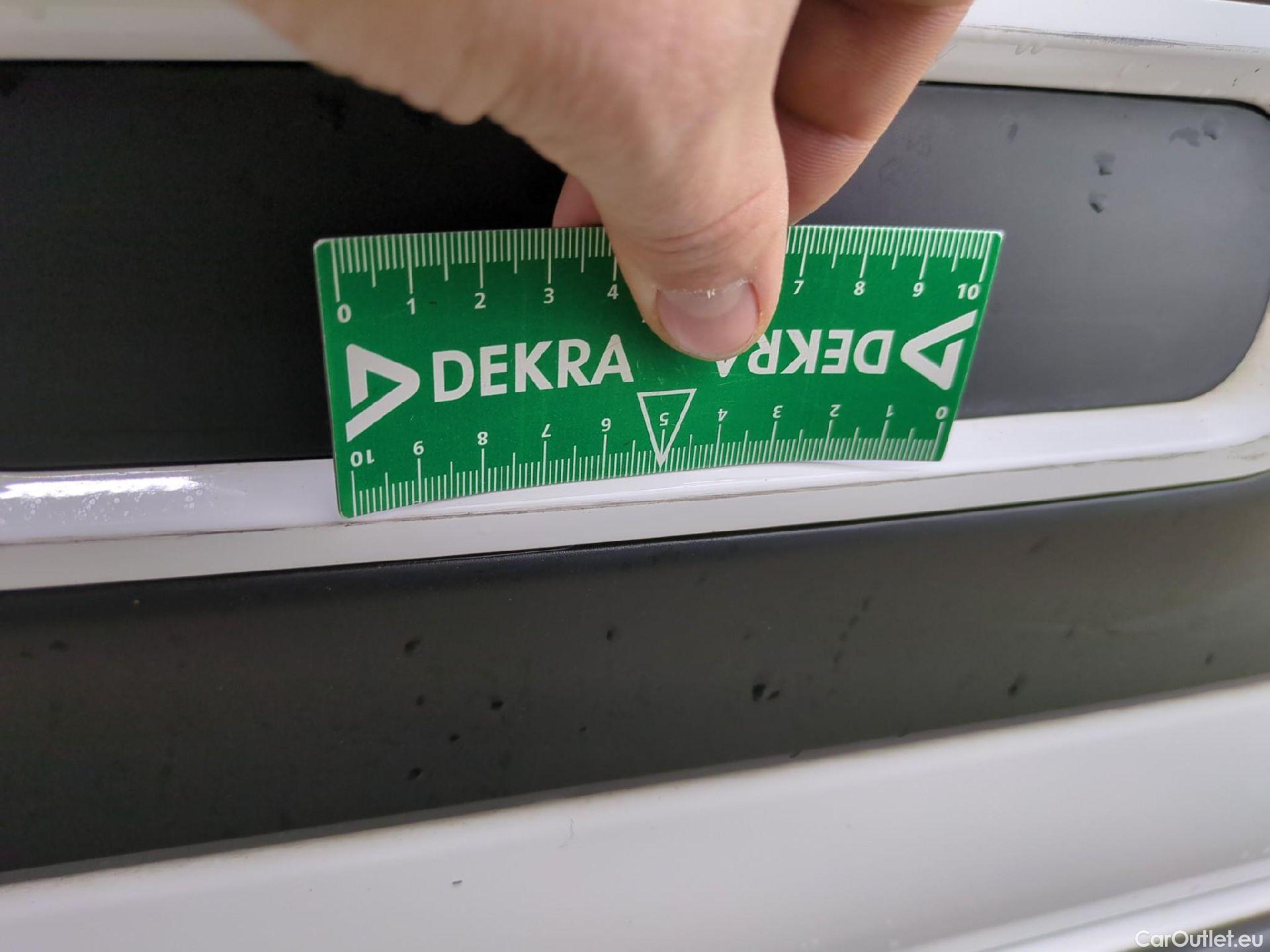  Citroen  C3 CITROEN  Société / 2020 / 5P / Berline / VU PureTech 83 S&S BVM Feel Nav #24