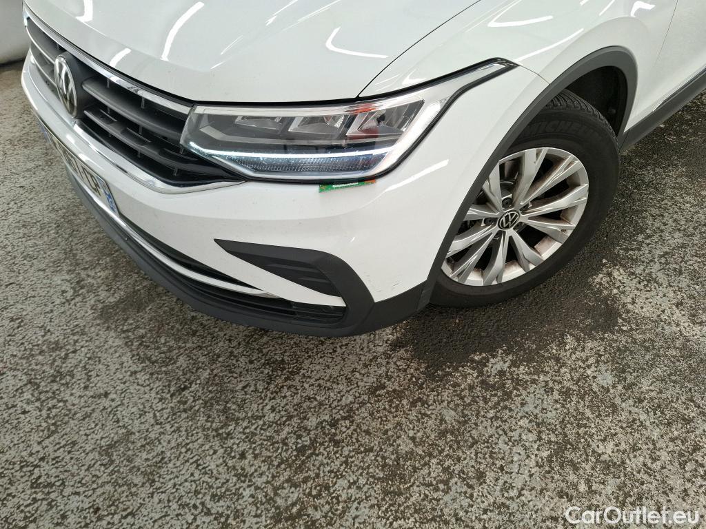  Volkswagen  Tiguan VOLKSWAGEN  / 2020 / 5P / SUV 2.0 TDI 150 DSG7 Business #16